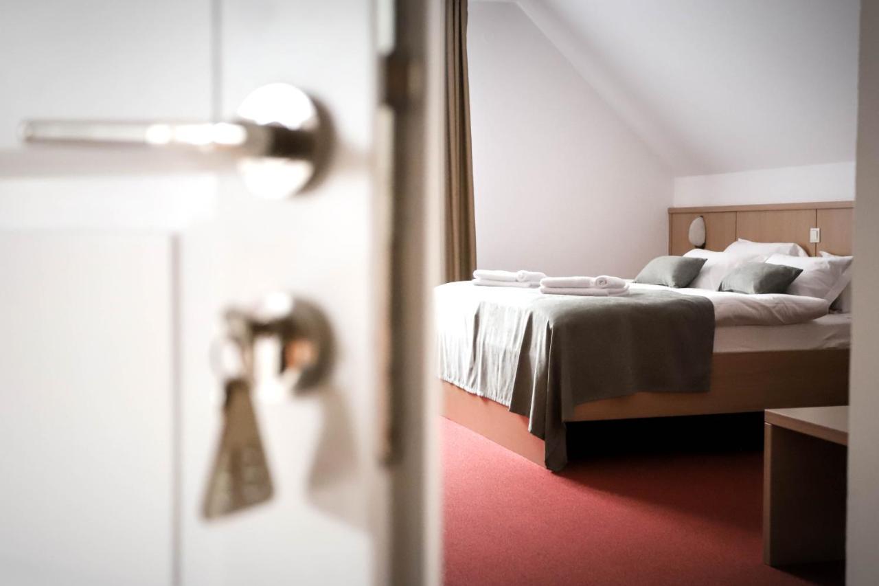 Hotel Pino Alpino Краньска Гора Экстерьер фото