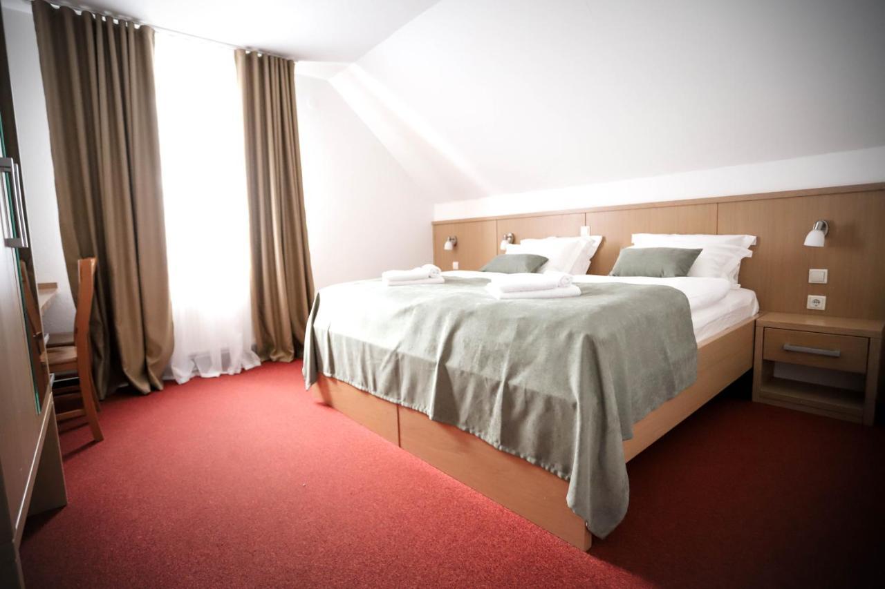 Hotel Pino Alpino Краньска Гора Экстерьер фото